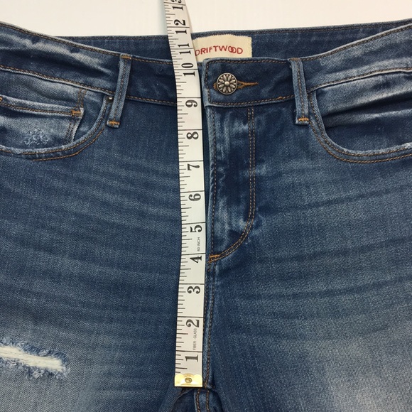 Driftwood Jackie High Rise Lace Patchwork Distressed Jeans. Sz 28 - Picture 10 of 11